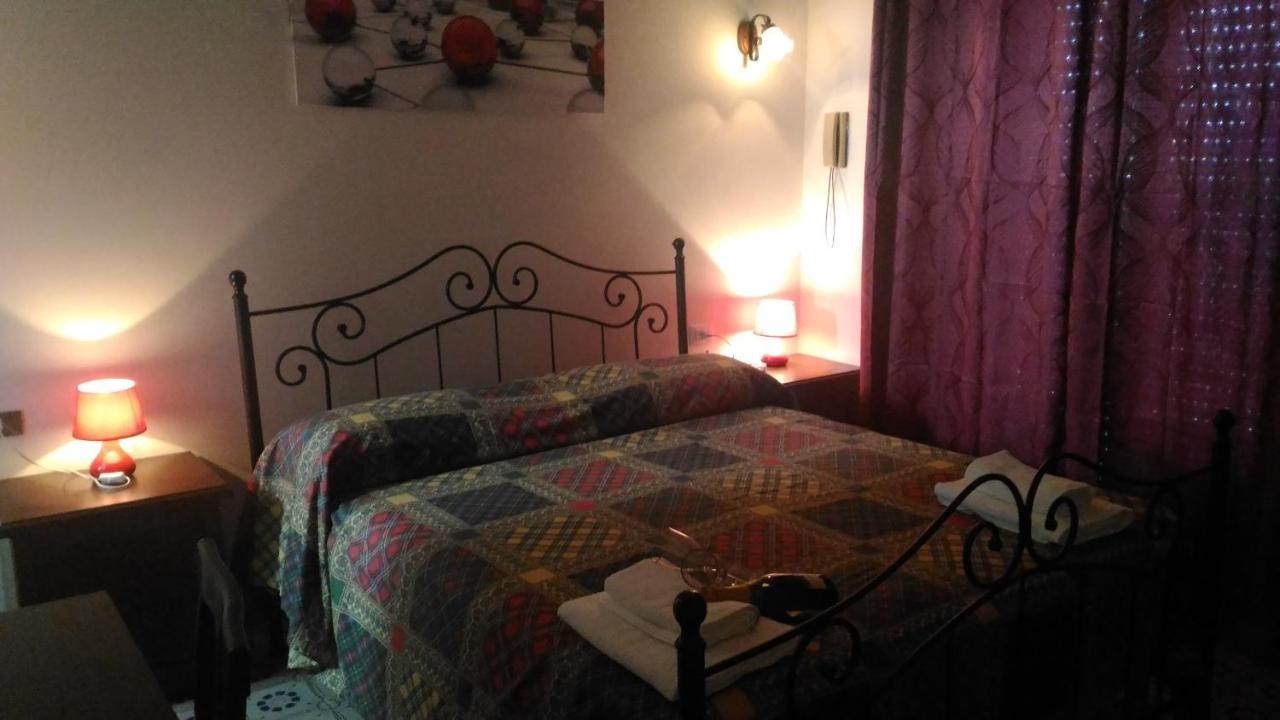 Hotel California Milazzo Exteriör bild