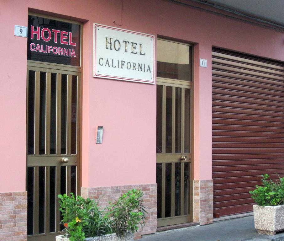 Hotel California Milazzo Exteriör bild