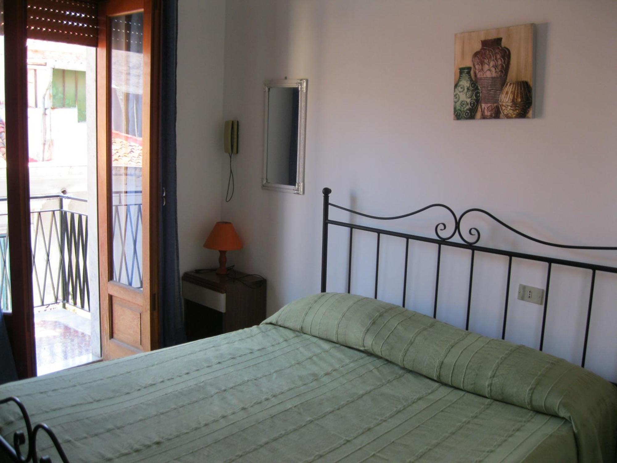 Hotel California Milazzo Rum bild